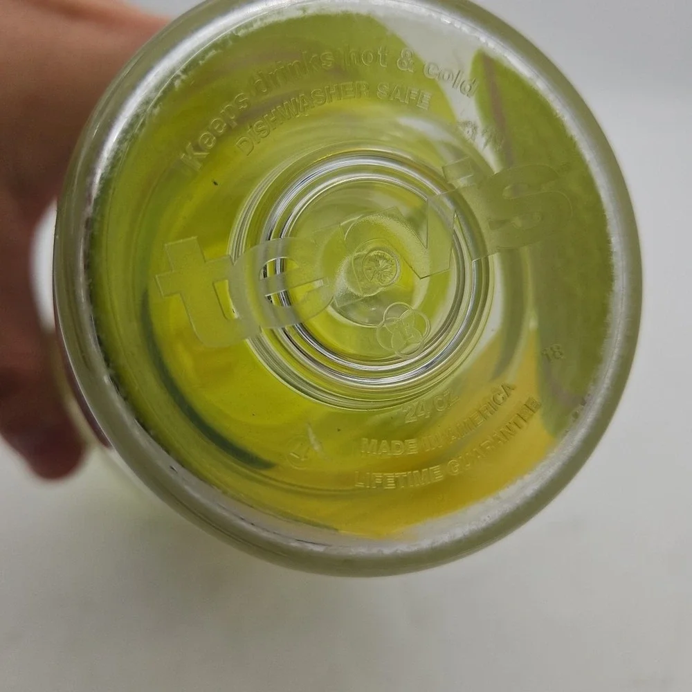 Tervis Tumbler 24 Oz Tennis Balls Racket Green Yellow EUC‎